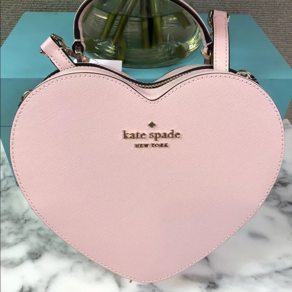 Kate spade heart shack chalk pink heart shape crossbody as seen on Tik Tok - Picture 2 of 10